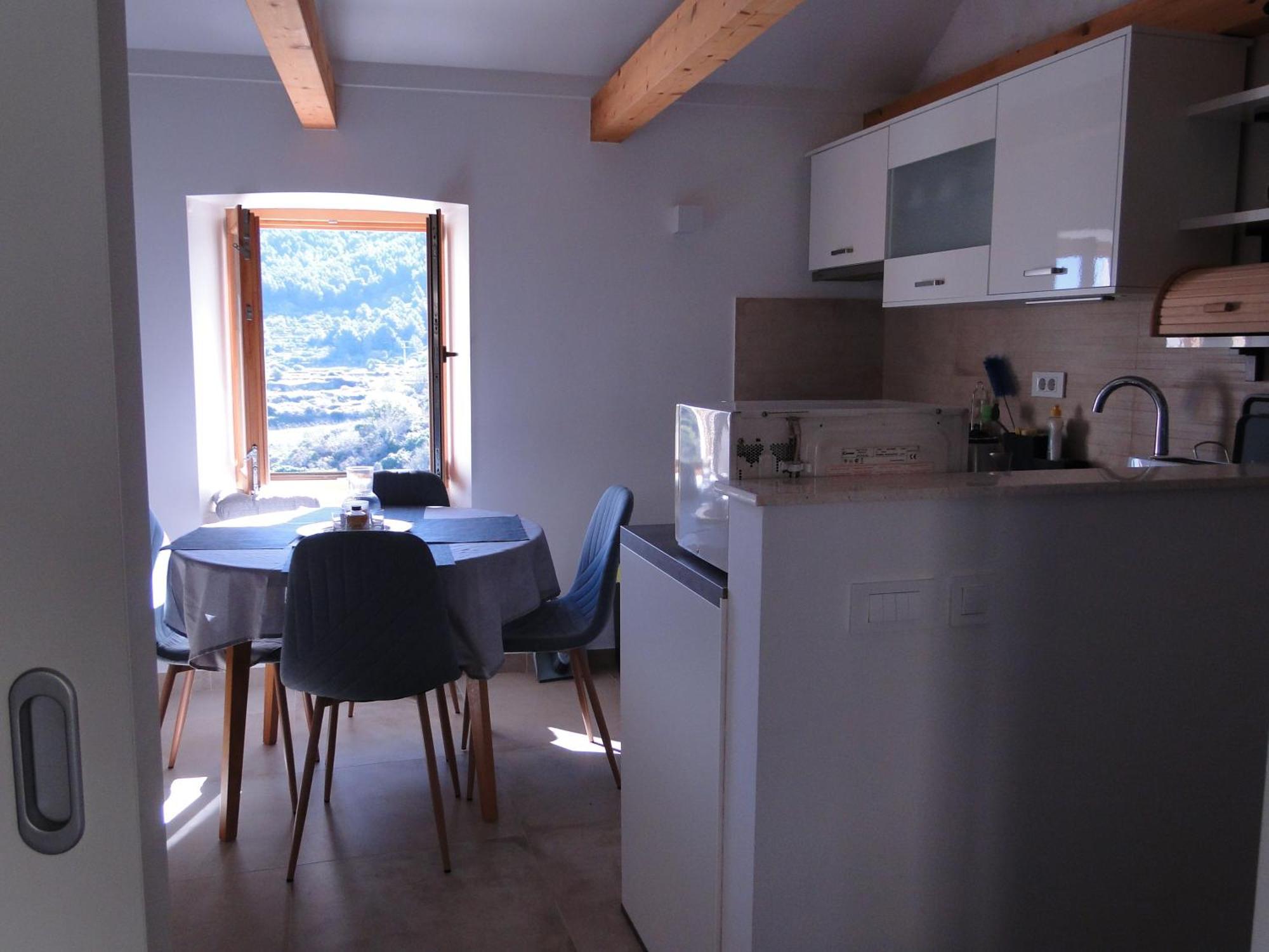Heritage Apartments Kyra & Fox In Pitve, Hvar Buitenkant foto
